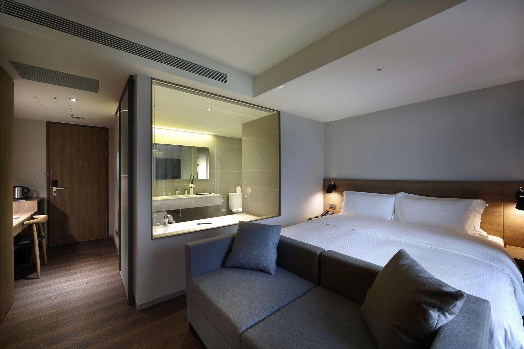 Hotel Just Sleep Kaohsiung Zhongzheng Exterior foto